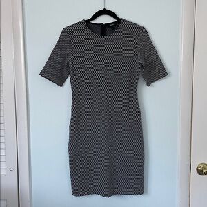 Theory Black and White Mini Dress with Crew Neck and  Short Sleeves Size 4